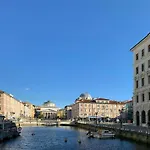 Piazza Unita 15 Min Walk - Design, Netflix E Wifi