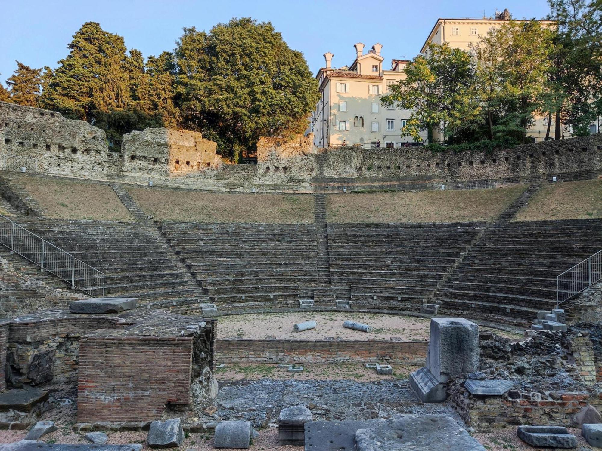 Piazza Unita 15 Min Walk - Design, Netflix E Wifi Alloggio in famiglia